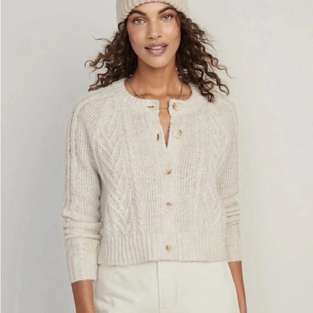 Old Navy Cream Cable Knit Button-Up Cardigan